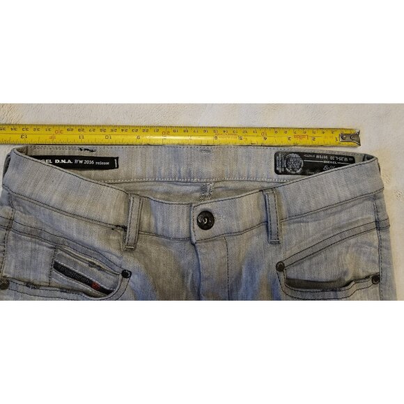 DIESEL D.N.A. Belthy 0676M Stretch Women Jeans W25/L30 Slim Straight Low Waist - Picture 12 of 15